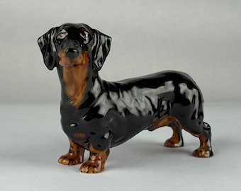 Vintage Royal Doulton Dachshund Dog Figurine HN 1128 Black & Tan - Mid-Century Frederick Daws Design, Gift for Dog lovers