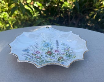 Vintage Aynsley Bone China Trinket Dish: Wild Tudor shell shaped with gold glide