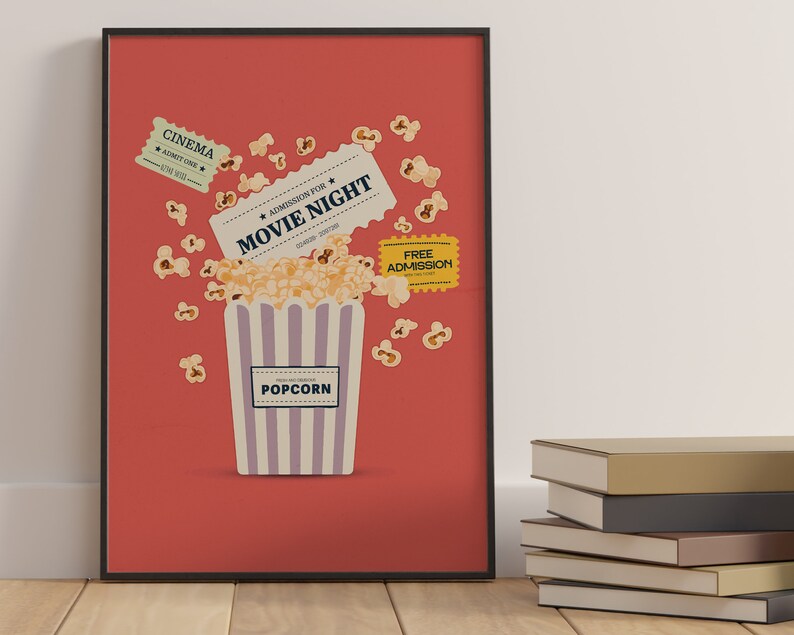 K&ouml;nnte beinhalten: Ein rotes Poster mit einem gestreiften Popcorn-Eimer, Popcorn-Kernen und Kinokarten. Die Tickets lauten "Eintritt f&uuml;r den Filmabend" und "Freier Eintritt".