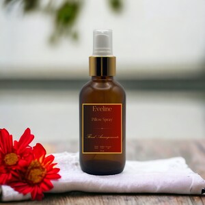 Floral Arrangements Pillow Spray