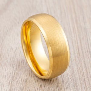 Yellow Gold Tungsten Carbide Wedding Band Brushed Center Finish, Men&#39;s and Women&#39;s Dome with Beveled Edges Ring, Engagement Ring, 8MM ring