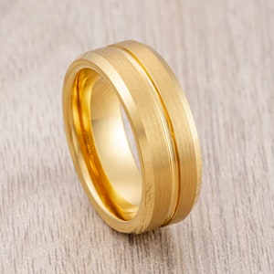 Gold Tungsten Carbide Wedding Band, Brushed Grooved Ring, Men’s Wedding Band, Engagement Ring, Unique Wedding Rings 8mm Gold Ring