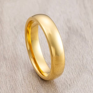 Aliança de casamento de carboneto de tungstênio em ouro amarelo com acabamento altamente polido, anel de cúpula masculino e feminino, anel de 5 mm