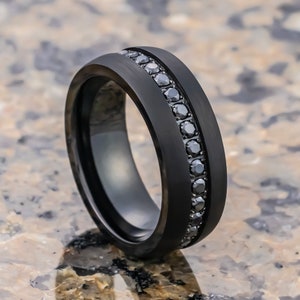 Alianza de boda de tungsteno negro, anillo de aniversario de zafiros negros, alianza de boda para hombre, anillo de compromiso, anillos de boda únicos, anillo de cúpula de 8 mm imagen 1