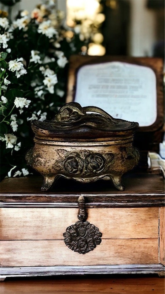 Victorian gilt metal casket jewelry box