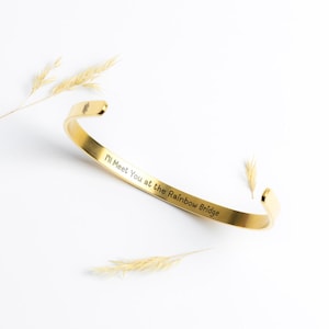 Pet Memorial Bracelet - Stainless Steel Cuff, Pet Remembrance Jewelry, Cat/Dog Loss Sympathy Gifts I&#39;ll See You Over The Rainbow Bridge Cuff