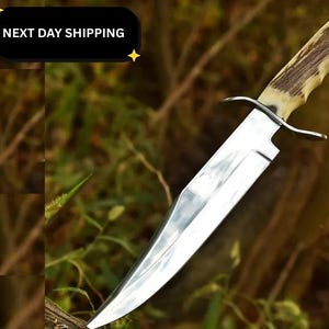 Custom Damascus Hunting Knife: Handmade Stag Horn Handle D2 Full Stag Knife
