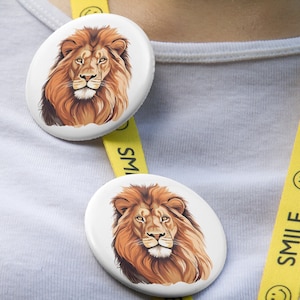 Regal Lion Button / Gift for Animal Lover / Pin for Denim Jacket, Bag, Backpack