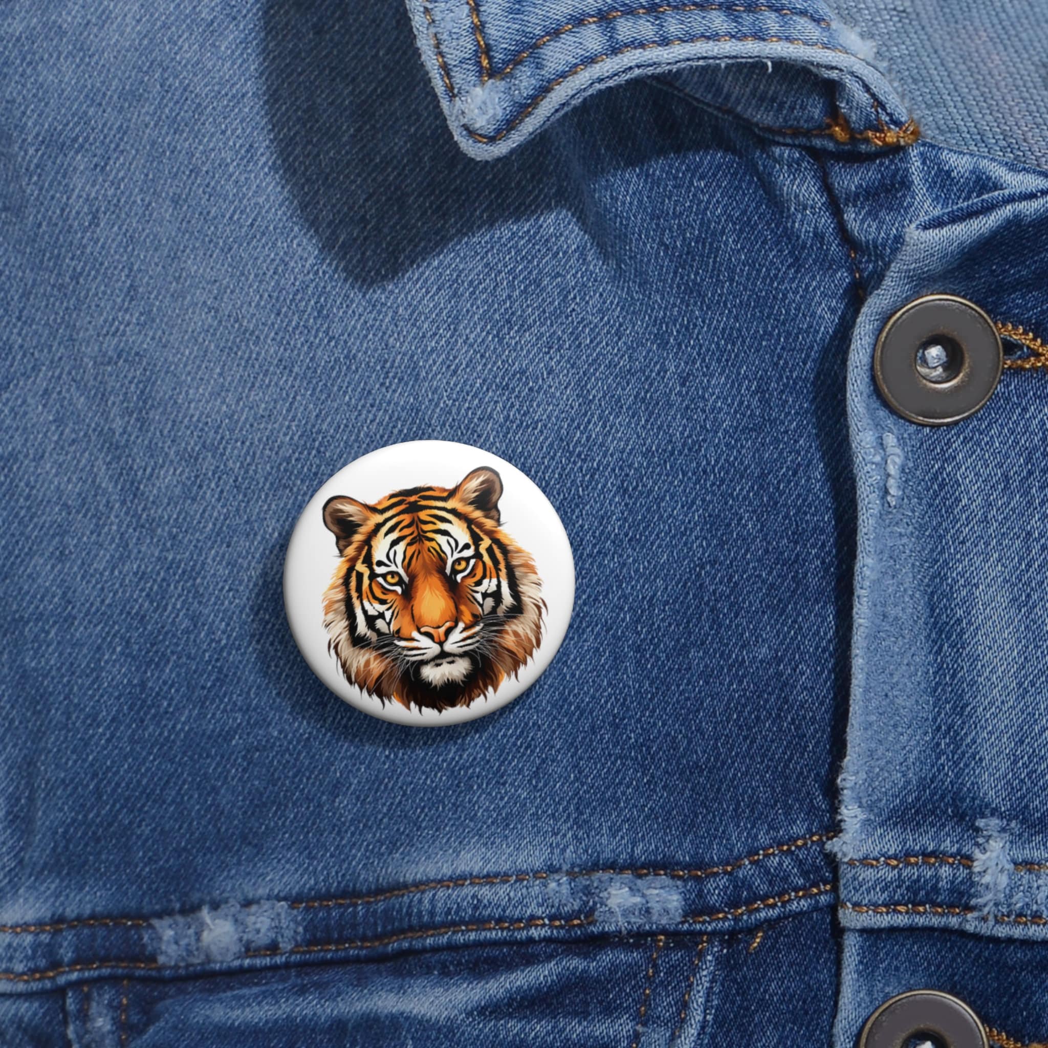 Majestic Tiger Face Pin Button