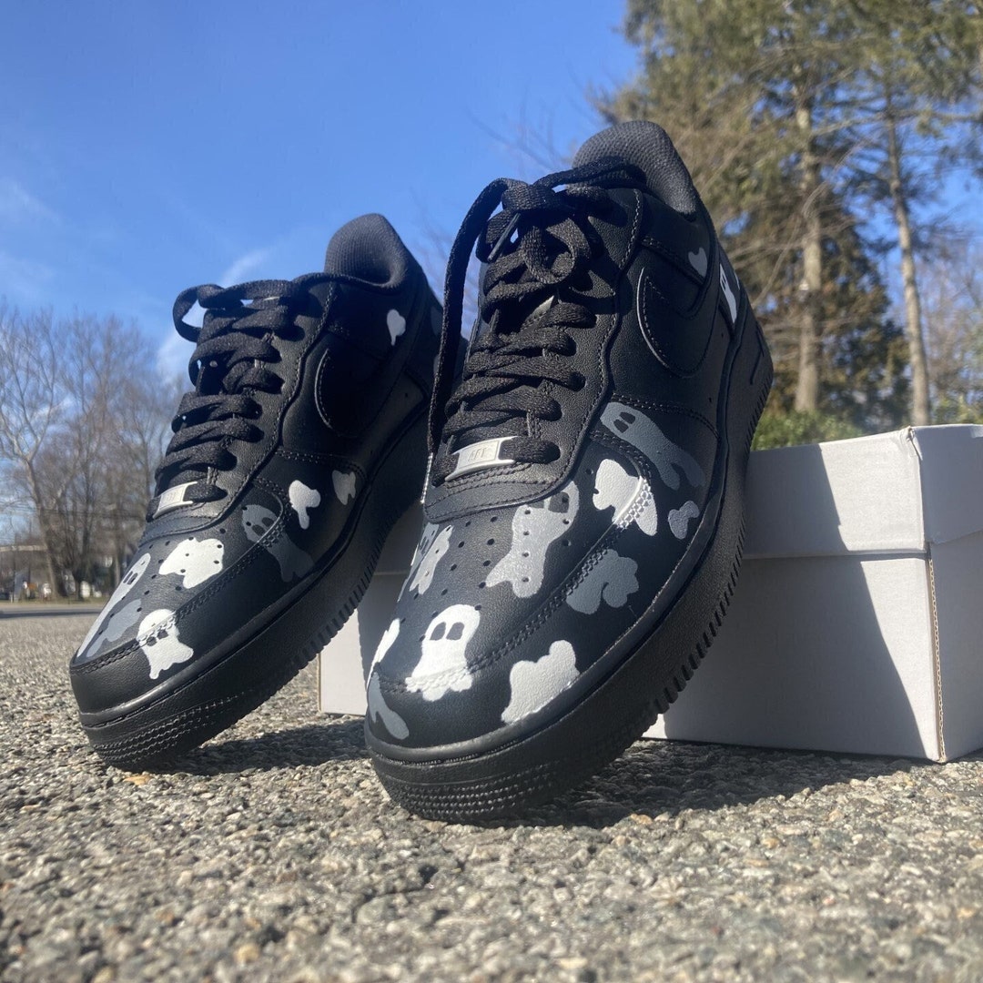 grey and white camo air force 1