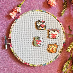 Animal Heart Needle Minder, Cute Penguin, Cats, Bunny, Fox Needlework Gift, Embroidery, Sewing or Cross Stitch Needle Magnet Tools Accessory