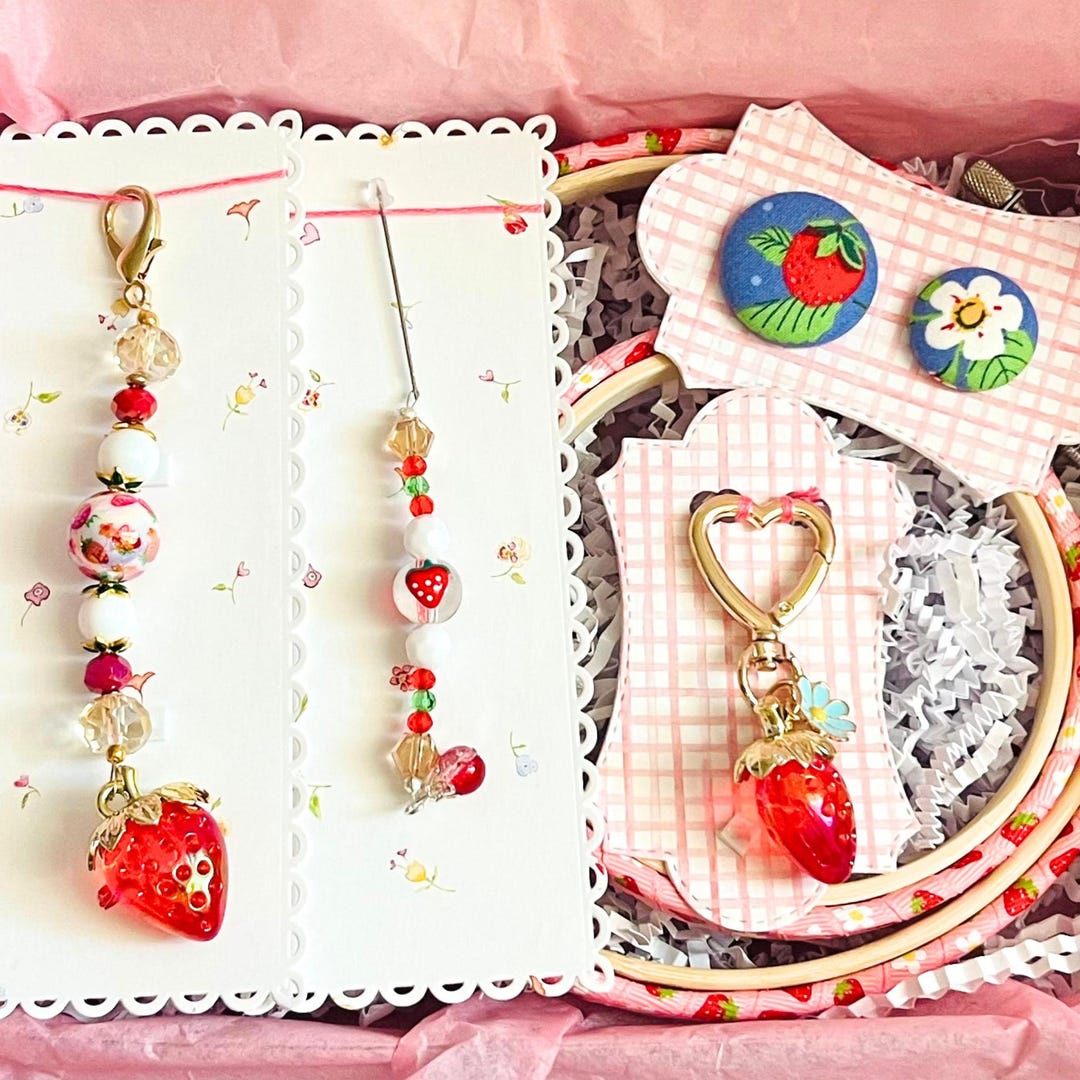 Berry Sweet Stitcher Gift Set – Decorative Embroidery Hoops, Needle ...