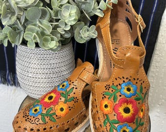 Wild flower huaraches