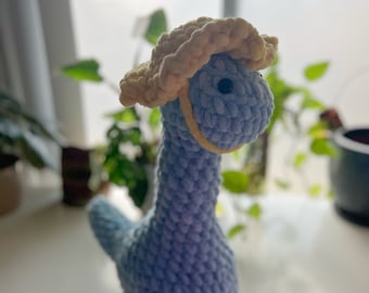 Pluszowy dinozaur szydełkowy dla dzieci z czapeczką, pluszowy dinozaur amigurumi, pluszowy dinozaur szydełkowy