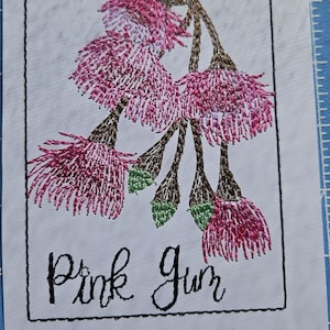Gomme rose BDT - Une broderie florale à la machine spécialement conçue pour le papier cartonné Un motif de broderie à la machine en 3 tailles et 7 formats.