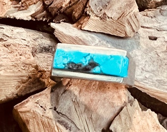 Prachtige ingelegde turquoise ring met zwarte matrix, gezet in sterling zilver 925