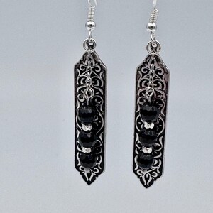 Timeless Sophistication: Onyx Bead Drop Earrings with Intricate Antique Silver Design