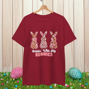 Kokette Osterhäschen-T-Shirt: Trendiges Frühlings-Kaninchen-T-Shirt