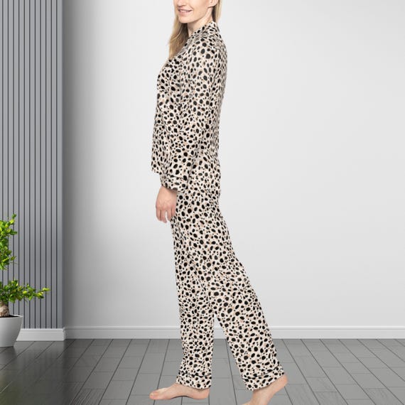Cheetah Print Satin Pajama Set Women s Sleepwear Animal Print Loungewear Pajama for Her Satin Pj s Gift for Women Bridesmaid Pajamas Etsy Canada
