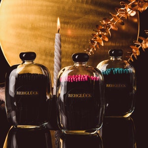 Elegant pocket bottle with black screw cap filled with approx. 80 pieces. 10 cm long matches, matches in a glass, gift, candles