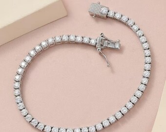 Moissanite Tennis Bracelet in Sterling Silver, Moissanite Bracelet, Moissanite Line Bracelet, Chain bracelet, Diamond bracelet for Women