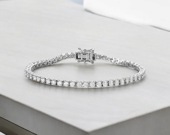 Moissanite Tennis Bracelet in Sterling Silver, Moissanite Bracelet, Moissanite Line Bracelet, Chain bracelet, Diamond bracelet for Women