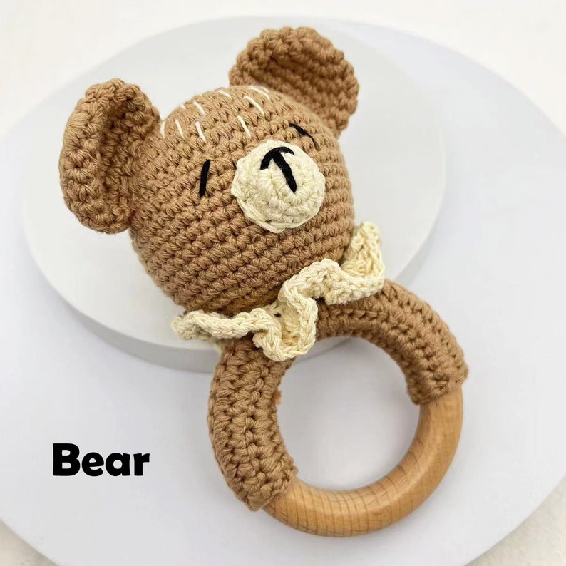 Personalized baby crochet rattle/wooden teething ring/newborn custom crochet wooden toy ring/birth gift/eco-friendly natural grip toy zdjęcie 4