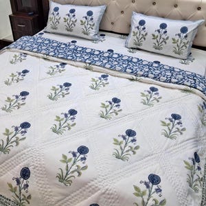 Cottagecore Floral Cotton Quilt, Blue Green Reversible Comforter, Handmade Jaipur Quilt Lightweight Bedspread for Boho Bedding