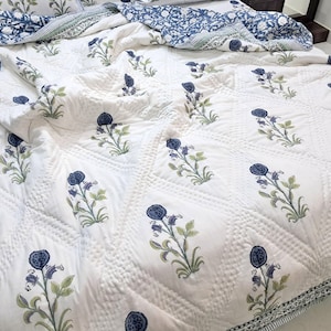 Cottagecore Blue and White Hand Block Printed Quilt Blue King Comforter Bedding, Queen Boho Bedspread Coverlet, Reversible Blue Cotton Quilt