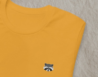 Embroidered raccoon tshirt, nature lover and raccoon enthusiast, small forest animal T-shirt, gift for raccoon lovers.