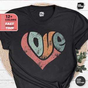 Camiseta retrô Love Heart, camiseta Boho Love, presente de dia dos namorados, camiseta vintage Heart, camiseta Love Valentines, blusa fofa Love, presente para ela
