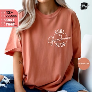 Maglietta Cool Grandmas Club, maglietta Comfort Colors®, regalo per la nonna, maglietta per la festa della mamma, maglietta con cuore scarabocchiato, idea regalo per Gigi, maglietta Cool Club