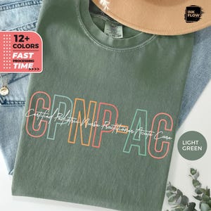 CPNP-AC Boho Comfort Colors® Tシャツ、認定小児科看護師急性期ケア、子供ケアグラフィックTシャツ、Picuレトロナーシングシャツ、小児看護師