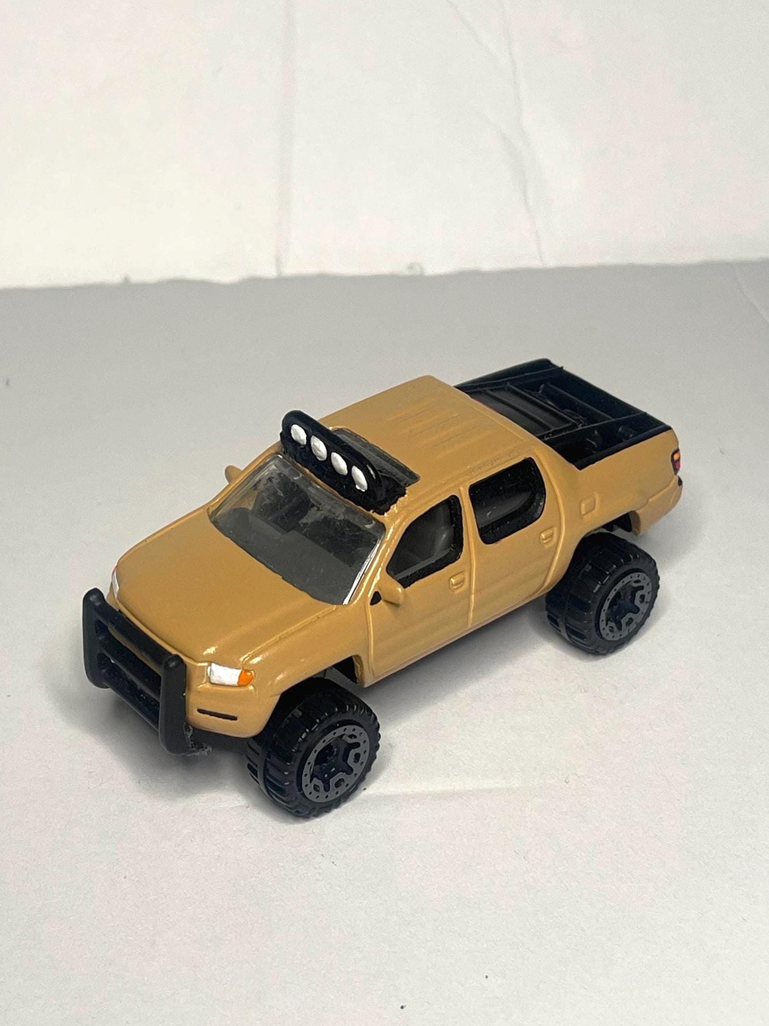 Custom Lifted Honda Ridgeline 1/64 Scale Diecast Truck Ireland