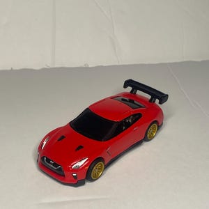 カスタム 日産 GTR (R35) 1/64 スケール ダイキャストカー