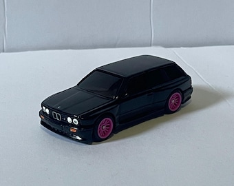 Custom BMW M3 Wagon (E30) 1/64 Scale Diecast Car