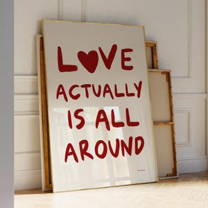 Liebe eigentlich ist alles rund Wandkunst, Liebe Typografie Poster, Valentinstag Dekor, Preppy Love Print, Girly Wohnheim Dekor, trendiger Herz Print