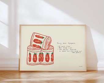 Puede incluir: Impresión enmarcada con una ilustración lúdica de tres latas de tomate rojas y blancas. La impresión incluye texto escrito a mano: "Family Meal Spaghetti" y una lista de ingredientes. La obra de arte está sobre un fondo crema.