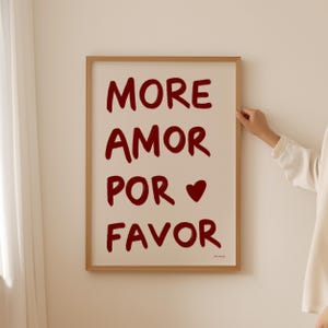 Mais Arte de Parede Amor Por Favor, Pôster de Tipografia de Amor, Decoração de Dia dos Namorados, Impressão de Amor Preppy, Decoração de Dormitório Feminino, Impressão de Arte Legal Eu Te Amo
