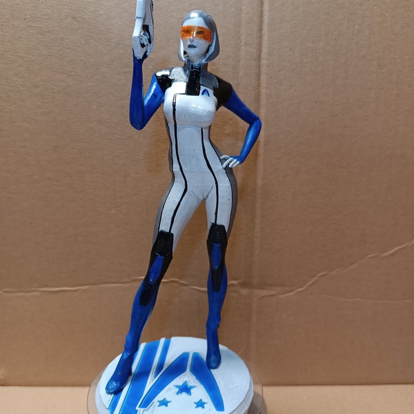 EDI Statue Figure / Mass Effect 3