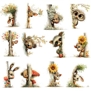 Può includere: Una collezione di dodici illustrazioni raffiguranti vari animali del bosco, tra cui conigli, cervi, un orso, un gufo, un procione e uno scoiattolo, ognuno che sbuca da dietro alberi decorati con fiori colorati, funghi e fogliame.