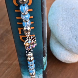 Elephant Elastic wraparound Bookmark - Beaded elephant charm page holder for Books, Diaries and Journals image 4