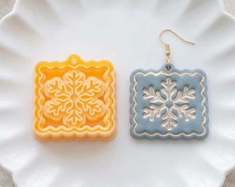Scalloped Snowflake Ornament Clay Cutter for Winter Earrings & Pendants