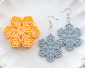 Minimal Scandi Snowflake Stud & Earring Clay Cutter