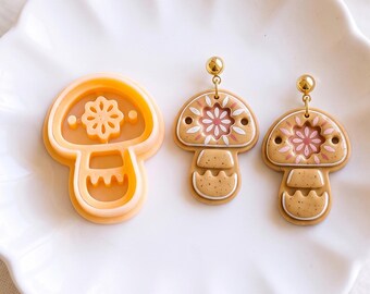 Scandi Folk Daisy Mushroom Imprint Clay Cutter for Earrings & Pendants