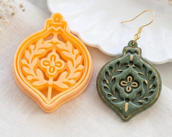 Folk Wreath Christmas Ornament Clay Cutter for Earrings & Pendants
