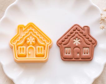Nordic Folk Gable House Clay Cutter for Earrings & Charms