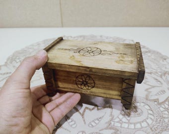 Vintage wooden jewelry box - Hand carved box - Retro jewelry organizer - Box for personal items - Perfect gift for her