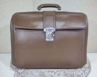 Vintage medical bag - Brown faux leather doctor bag - Retro handbag for documents - Retro briefcase - Travel suitcase- Diplomatic bag