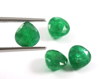 Gema natural de esmeralda verde facetada en forma de corazón, gema suelta talla esmeralda, tamaño de anillo, tamaño calibrado, para la fabricación de joyas, regalo para él.